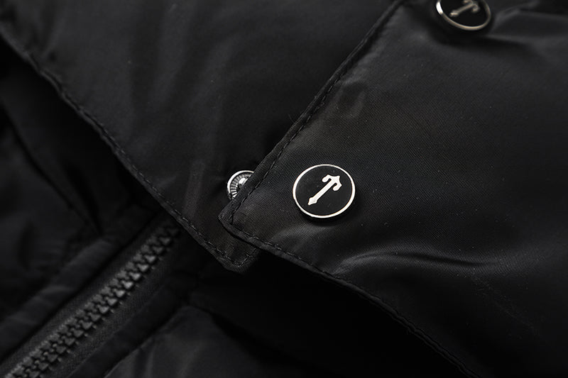Trapstar Ironagte Detachable Hooded Puffer Jacket- Black